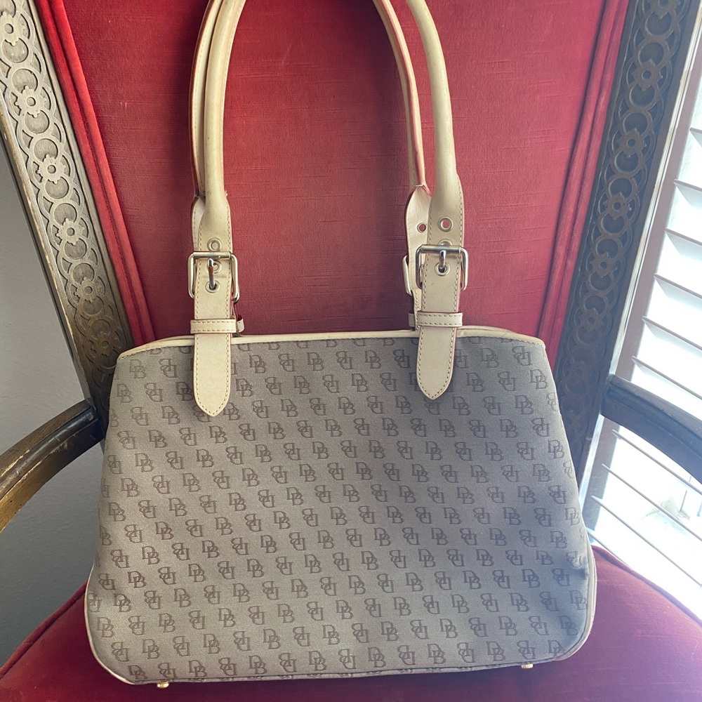 Monogram Tans Canvas Leather Shoulder Bag